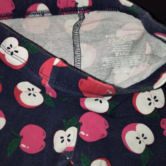 Pre-owned Children's Place 3-Piece Matching Solid Red Shirt and Apples Printed - Picture 3 of 13